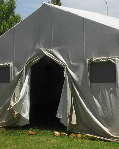 Изготавливаем солдатские палатки в Астрахани вместимостью <strong>до 70 человек</strong>