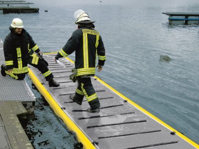 Трап надувной спасательный ТНС